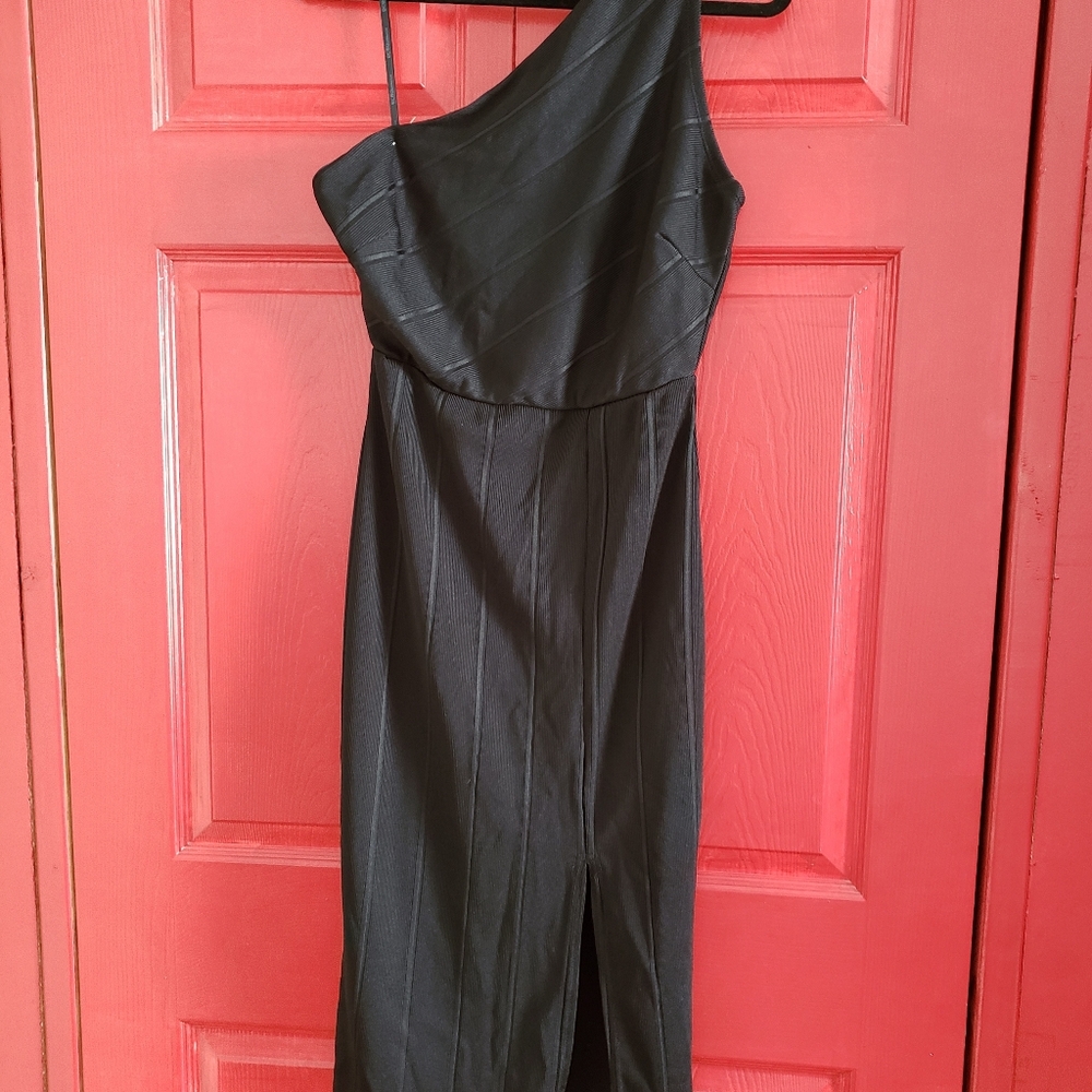 BCBG DRESS